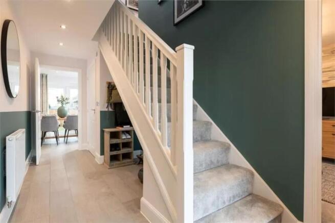 4 bed Detached for sale Image 5