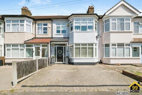 Cecil Avenue, Hornchurch, Essex, RM11