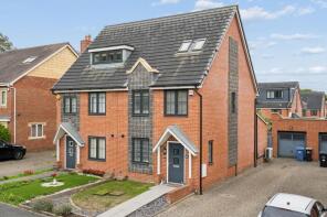34, Kennedy Avenue, High Wycombe HP11 1BY