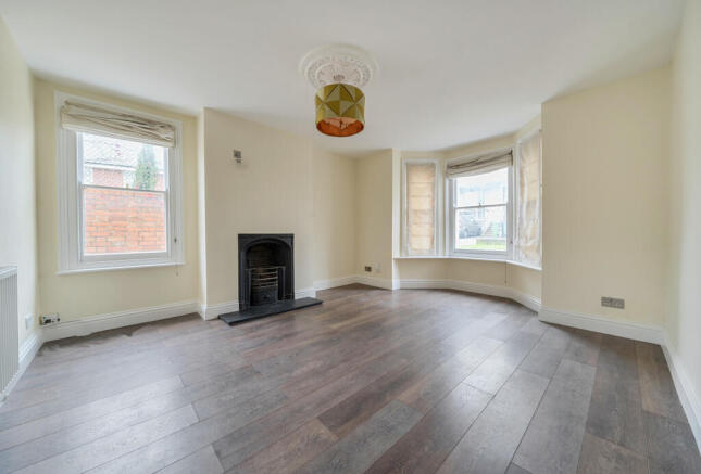 1358199-3-68e7964...