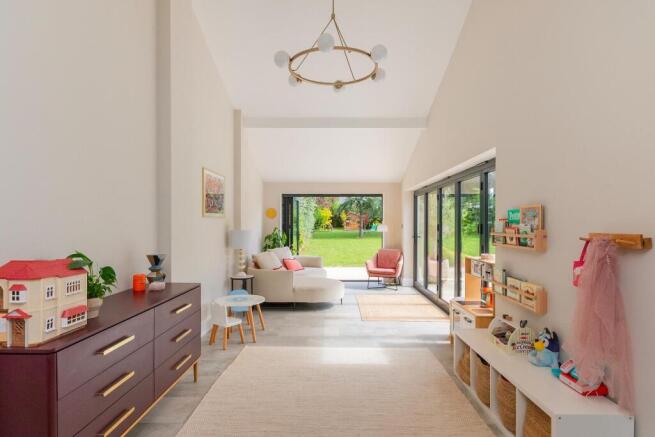 1T8ACN - Sitting Play Room D.jpg