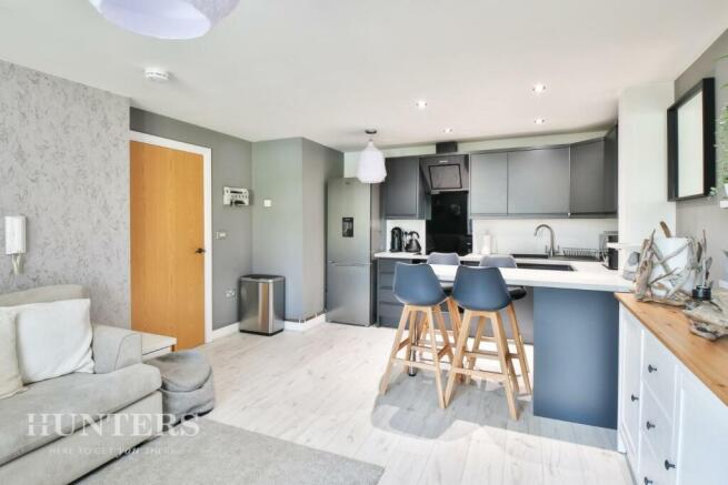 OPEN PLAN LOUNGE KITCHEN DINER
