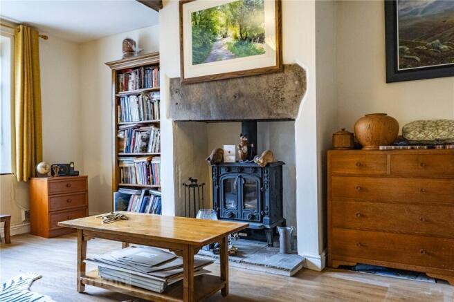 3 bed Semi-Detached for sale Image 5