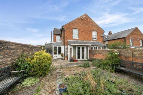 Nelson Road, Bury St. Edmunds, Suffolk, IP33
