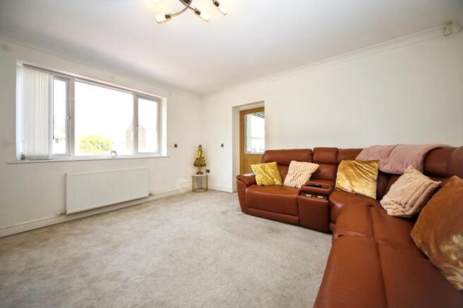 3 bed Detached for sale Image 6