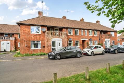 Butts Road, Alton, Hampshire, GU34