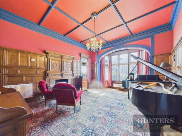 8 bed Detached for sale Image 6