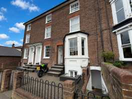 Flat 4, 5, Icknield Street, Dunstable LU6 3AD