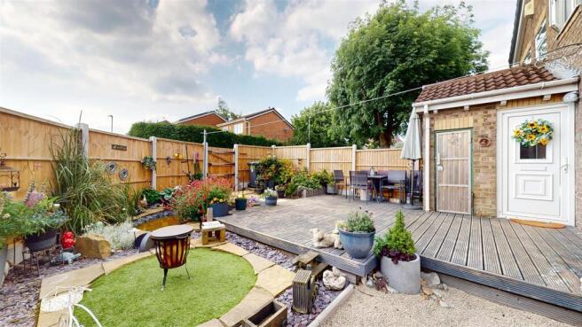 2 bed Town House for sale Image 10