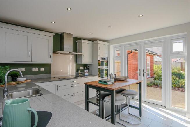 Kitchen/Dining Room