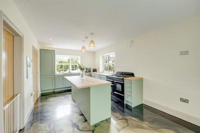 Kitchen Diner