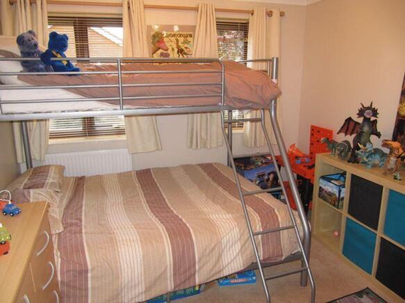 Photo 8