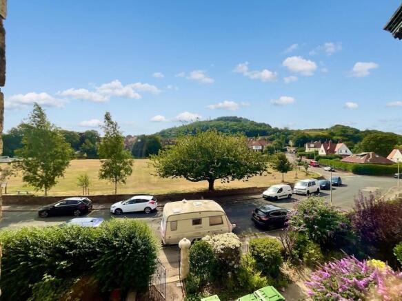 2 bed Flat for sale Image 9