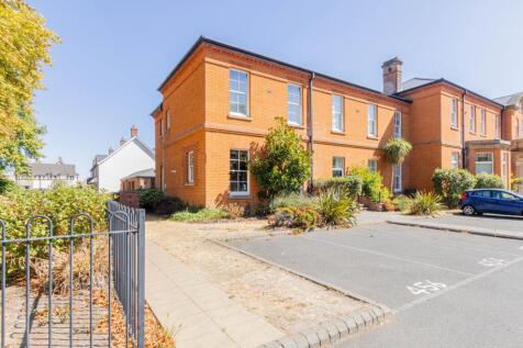 Captain Gardens, Colchester, CO2