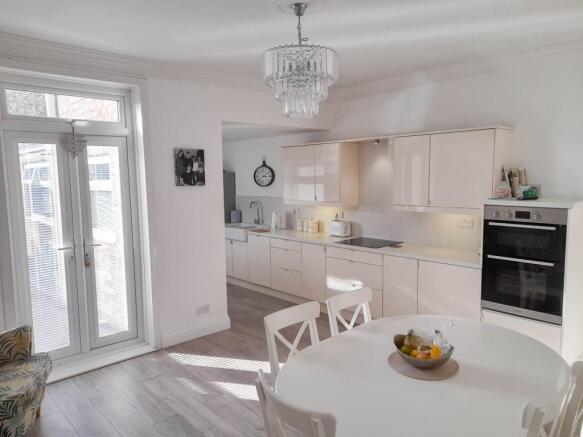 Kitchen / Diner
