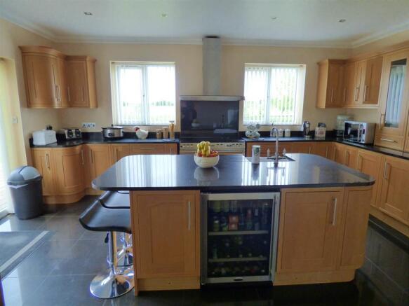Kitchen alt