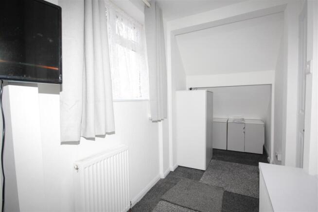 Bedroom Three OE.jpg