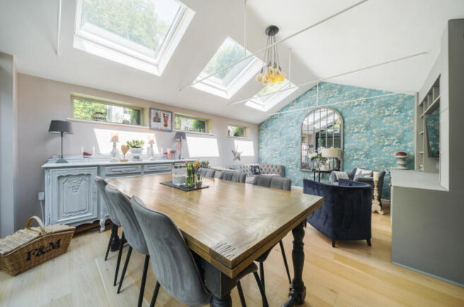 1166868 (4).jpg