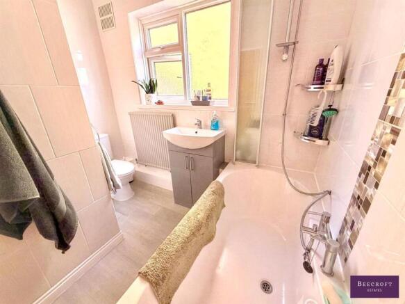 2 bed Semi-Detached for sale Image 7