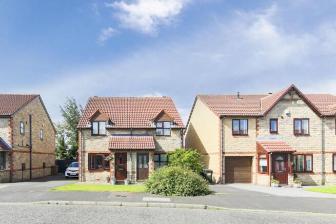 2-bed house on Victoria Court, West Moor, NE12, £160,000
