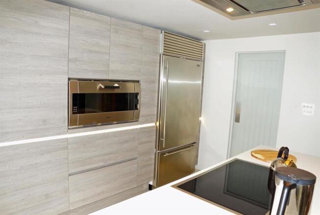 Bespoke Kitchen + Utility Area