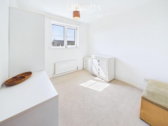 4 bed Detached for sale Image 11