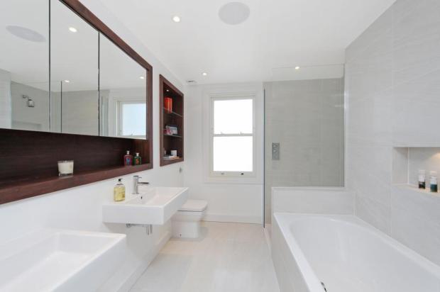 Master Ensuite