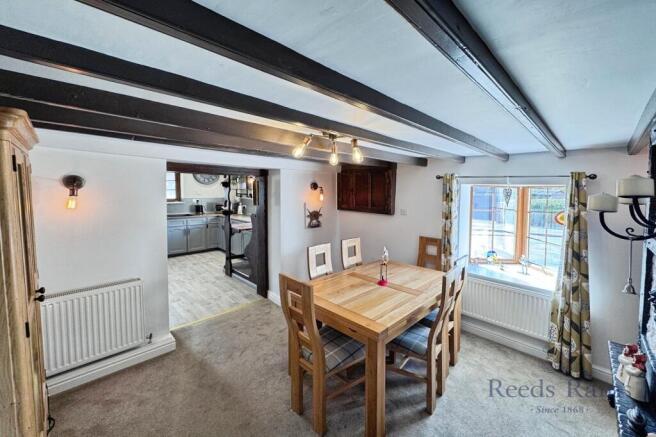 4 bed Detached for sale Image 4