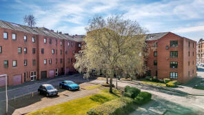 Flat B, 51, New City Road, Glasgow G4 9DE