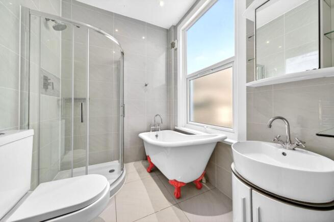 Bath / shower room