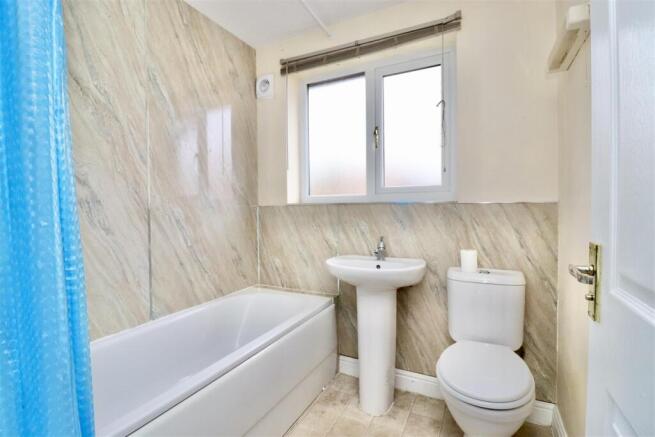 2 bed Town House for sale Image 6