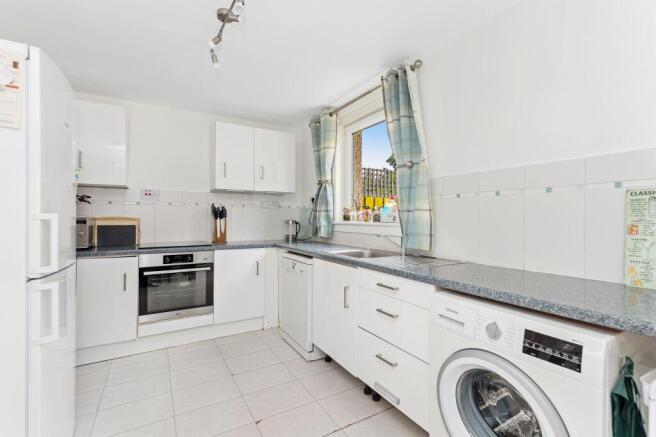 68 Fernieside Crescent, Ferniehill, Edinburgh, EH17 7HR photo 4