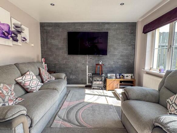 28 Springfield Rise, Foxdale (3).jpg