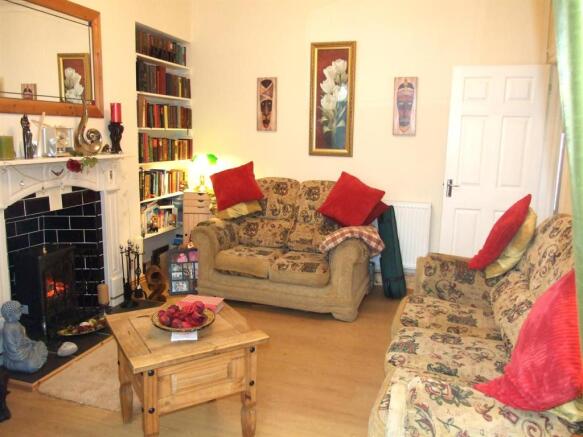 SITTING ROOM