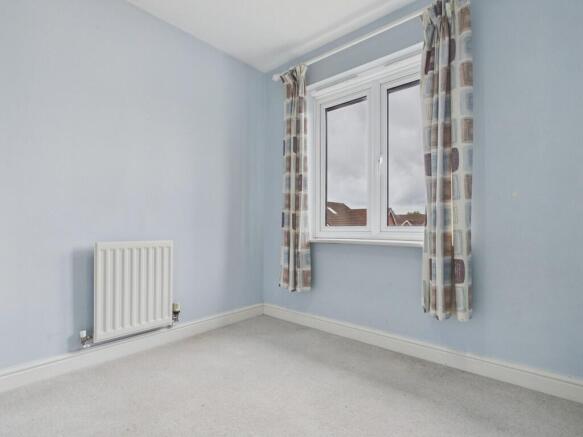 4 bed Semi-Detached for sale Image 12