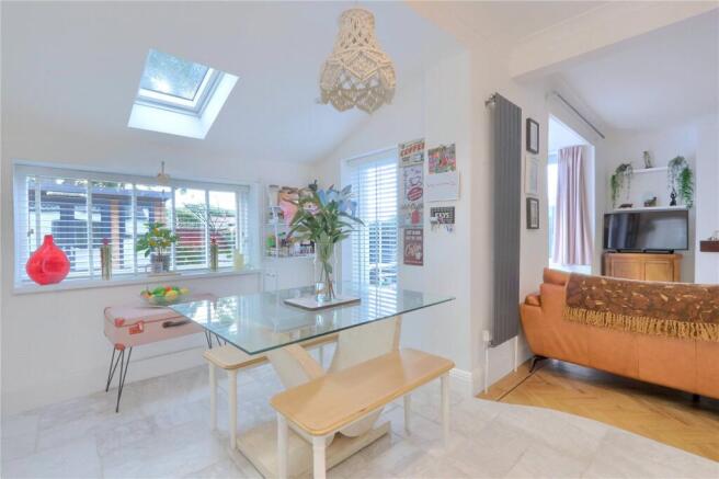 2 bed Bungalow for sale Image 5