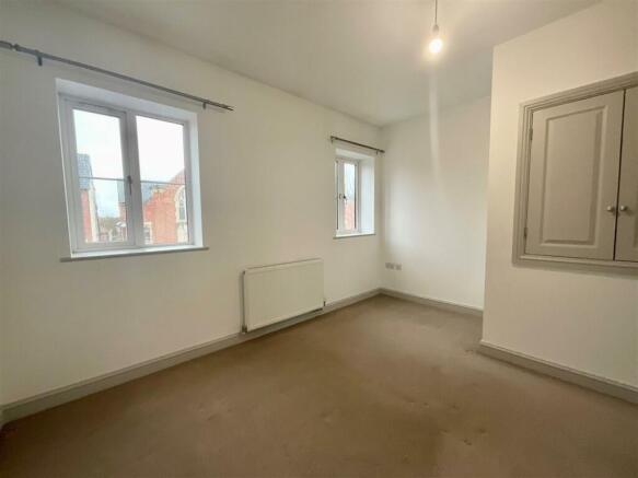 11d croft bedroom.jpg