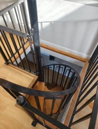 2 bed Flat to rent Image 7