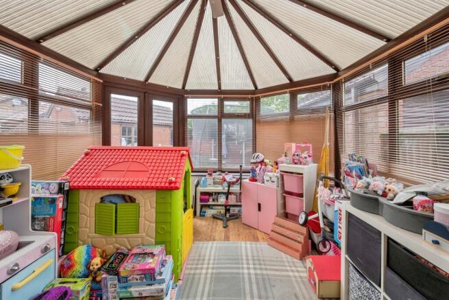 3 bed Detached for sale Image 5