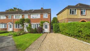 1, Emmetts Close, Horsell, Woking GU21 4RL