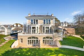 5, Villa Rosa, St Lukes Road South, Torquay TQ2 5NZ