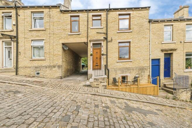2 bed Terraced for sale Image 3