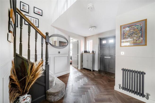 4 bed Detached for sale Image 7