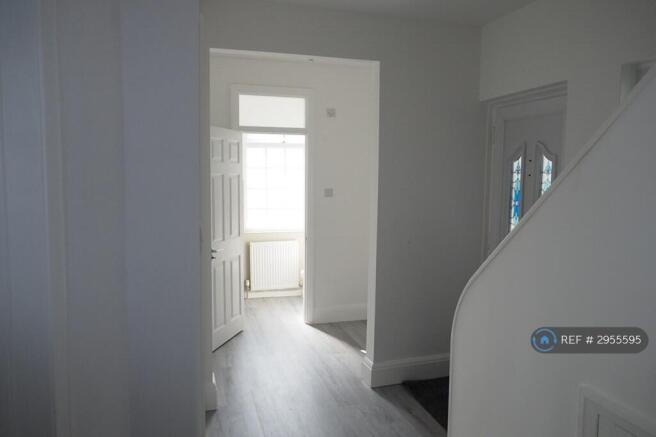 Entrance Hall - View To Guest Wc