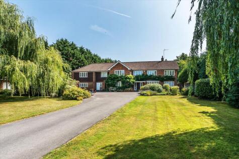 Summers Lane, Hurtmore, Godalming, Surrey, GU7 2RR