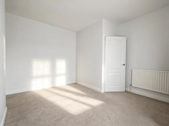 2 bed Terraced to rent Image 9