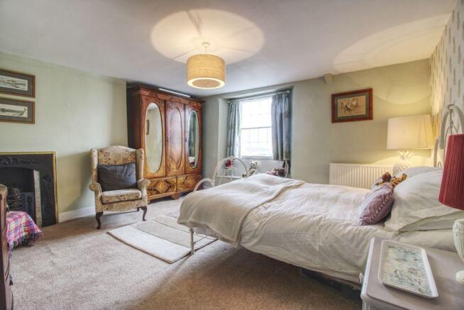 Bedroom 2 (Double)