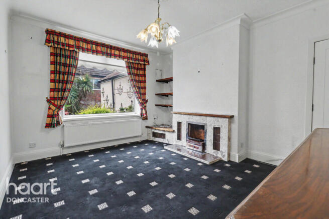 3 bed Semi-Detached for sale Image 10