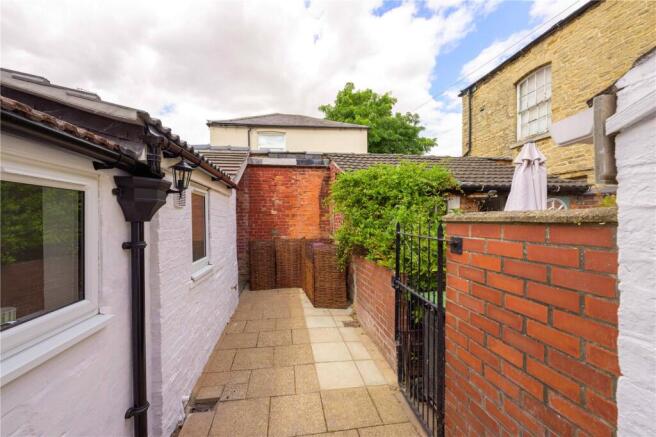 Westgate, Sleaford, Lincolnshire, NG34 photo 4
