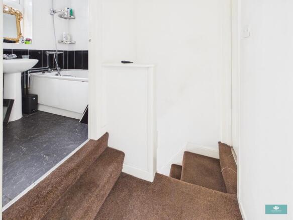 2 bed Terraced for sale Image 4